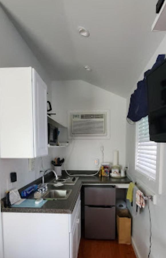 Carriage House Motel Cottages & Suites Уэллс Экстерьер фото
